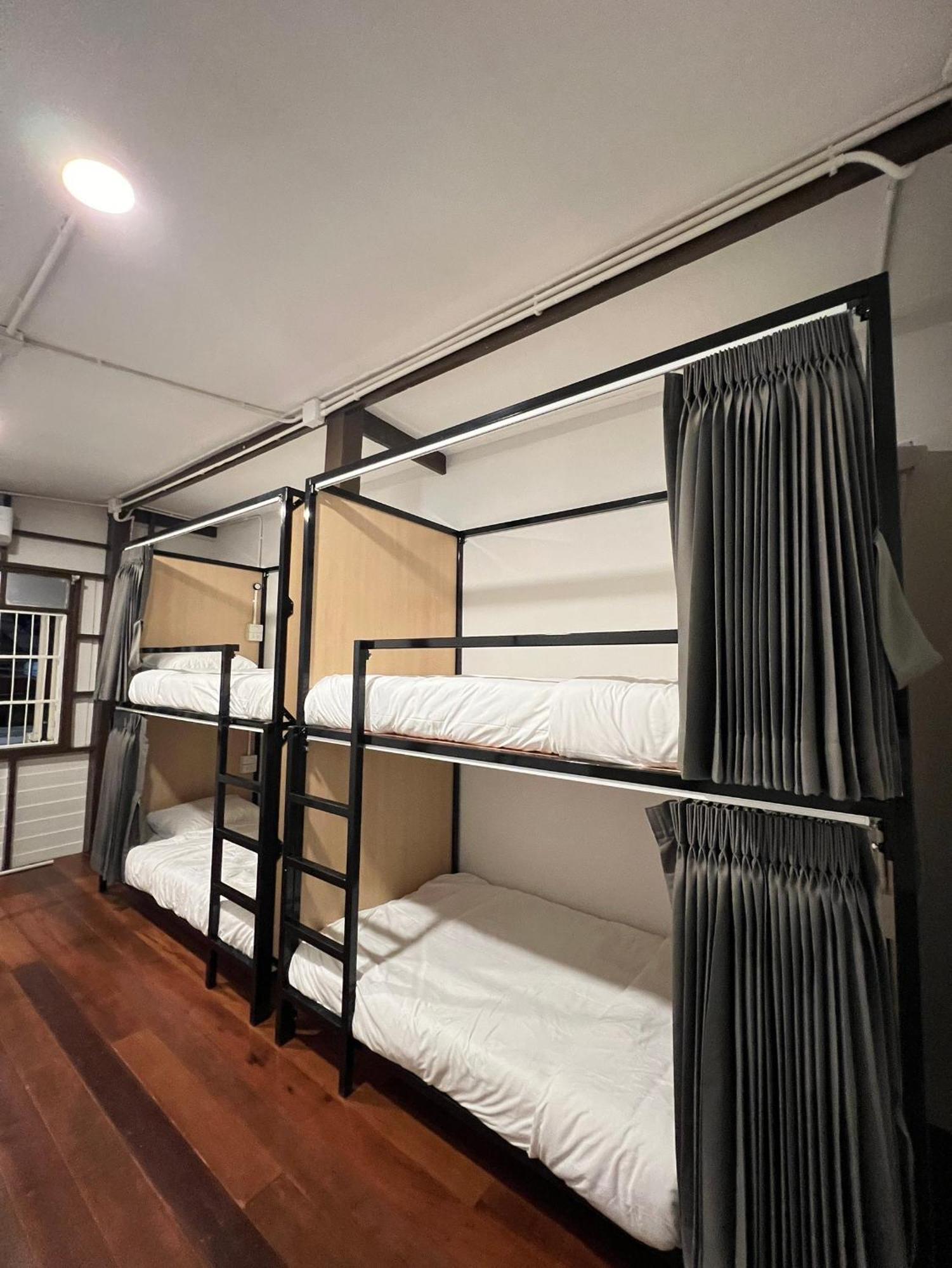 House Ju Hostel Bangkok Ngoại thất bức ảnh