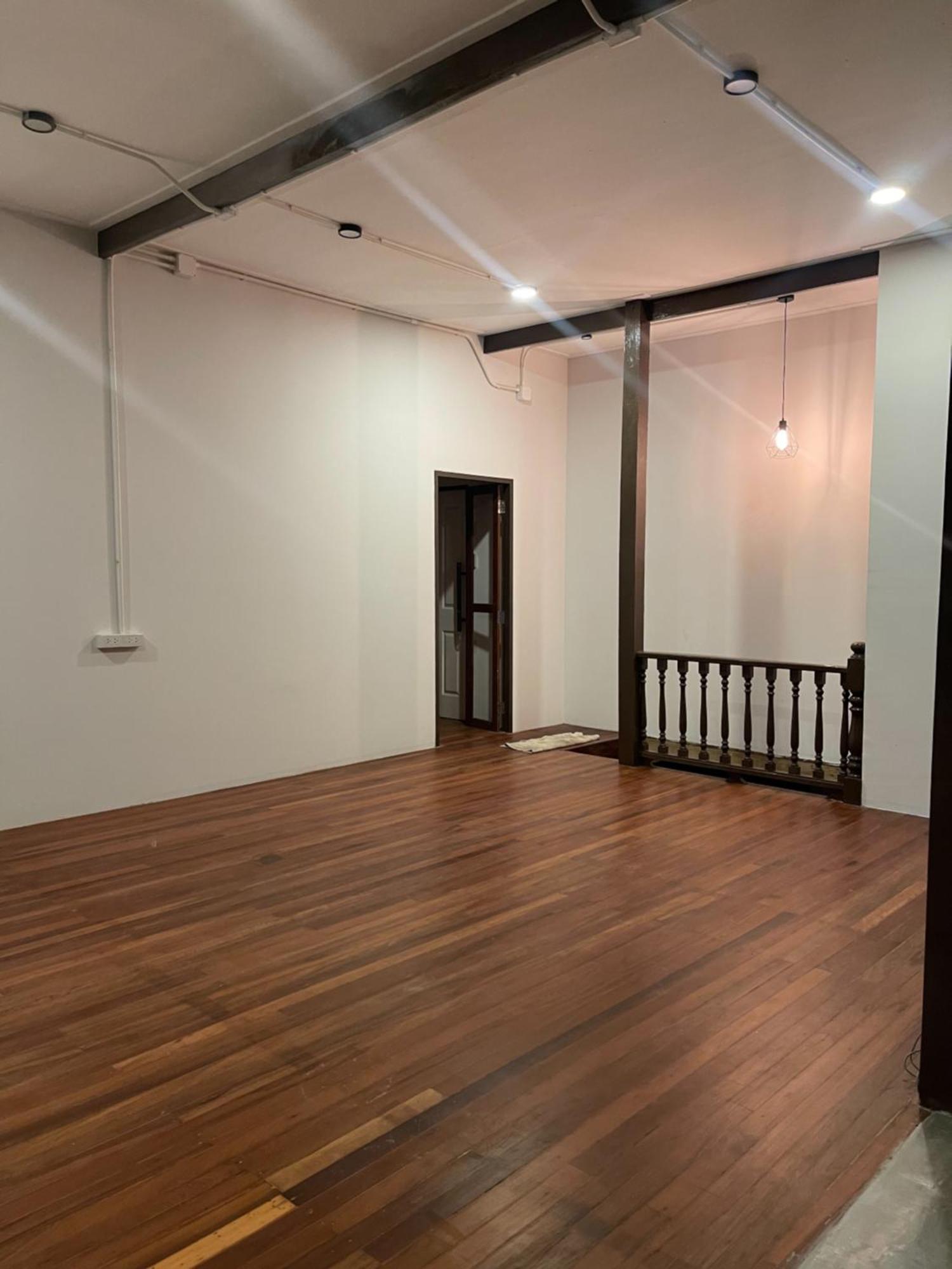 House Ju Hostel Bangkok Ngoại thất bức ảnh