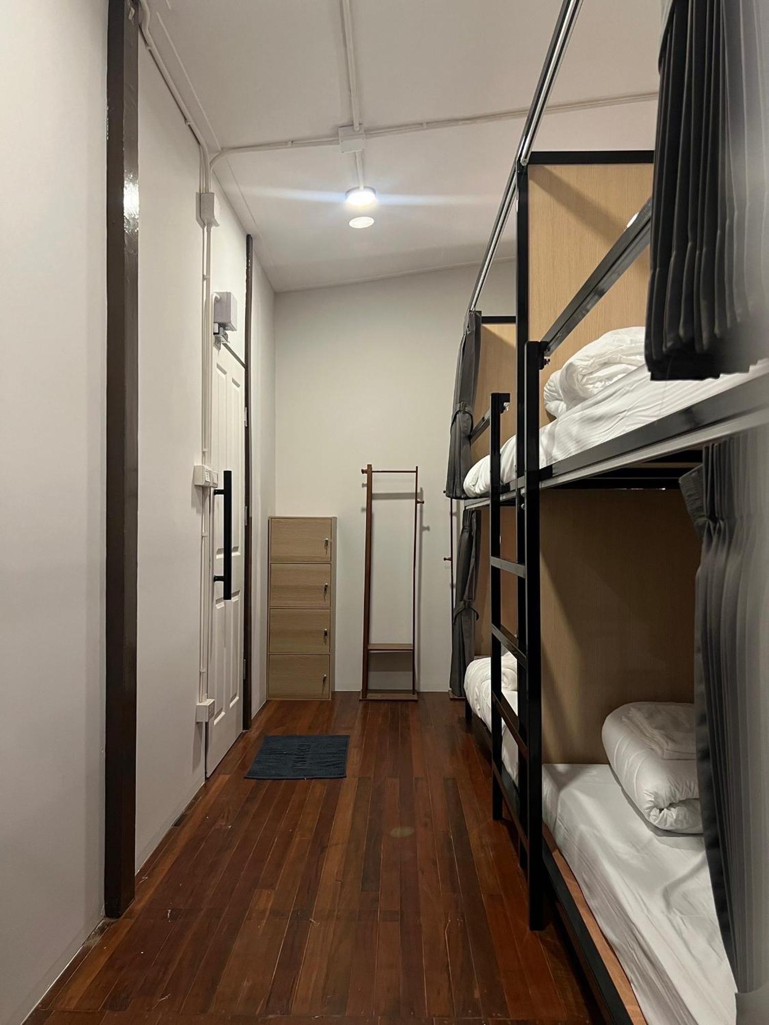 House Ju Hostel Bangkok Ngoại thất bức ảnh